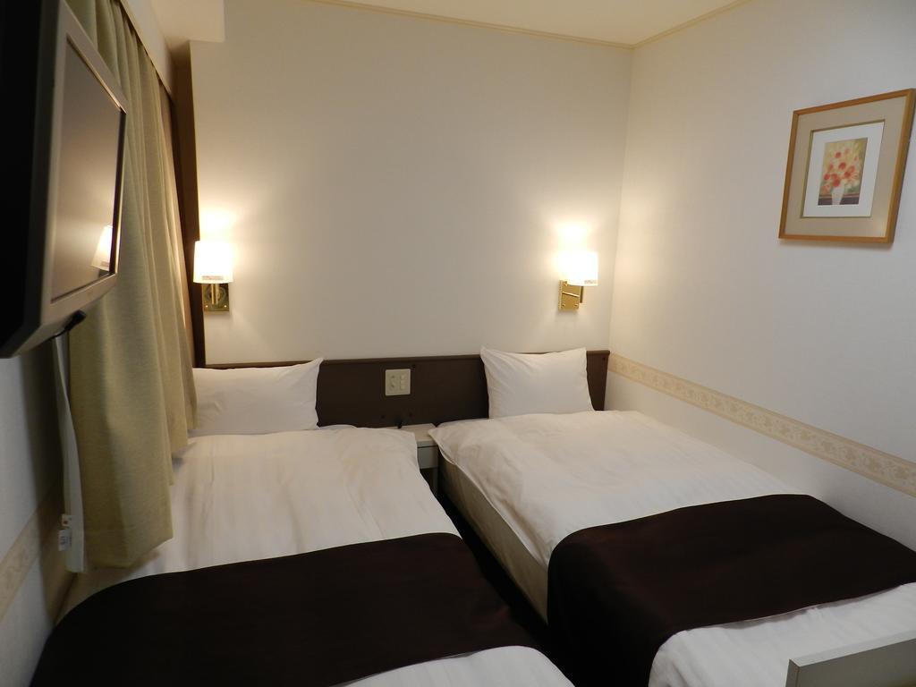 Check In Matsuyama Hotel Matsuyama  Ruang foto